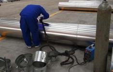 西安气体厂家告诉你焊接不锈钢管时用哪种气体比较好？